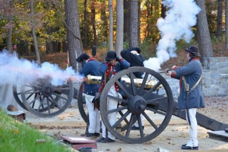 约克镇的美国独立战争博物馆(American Revolutionary War Museum)距离酒店仅几步之遥。